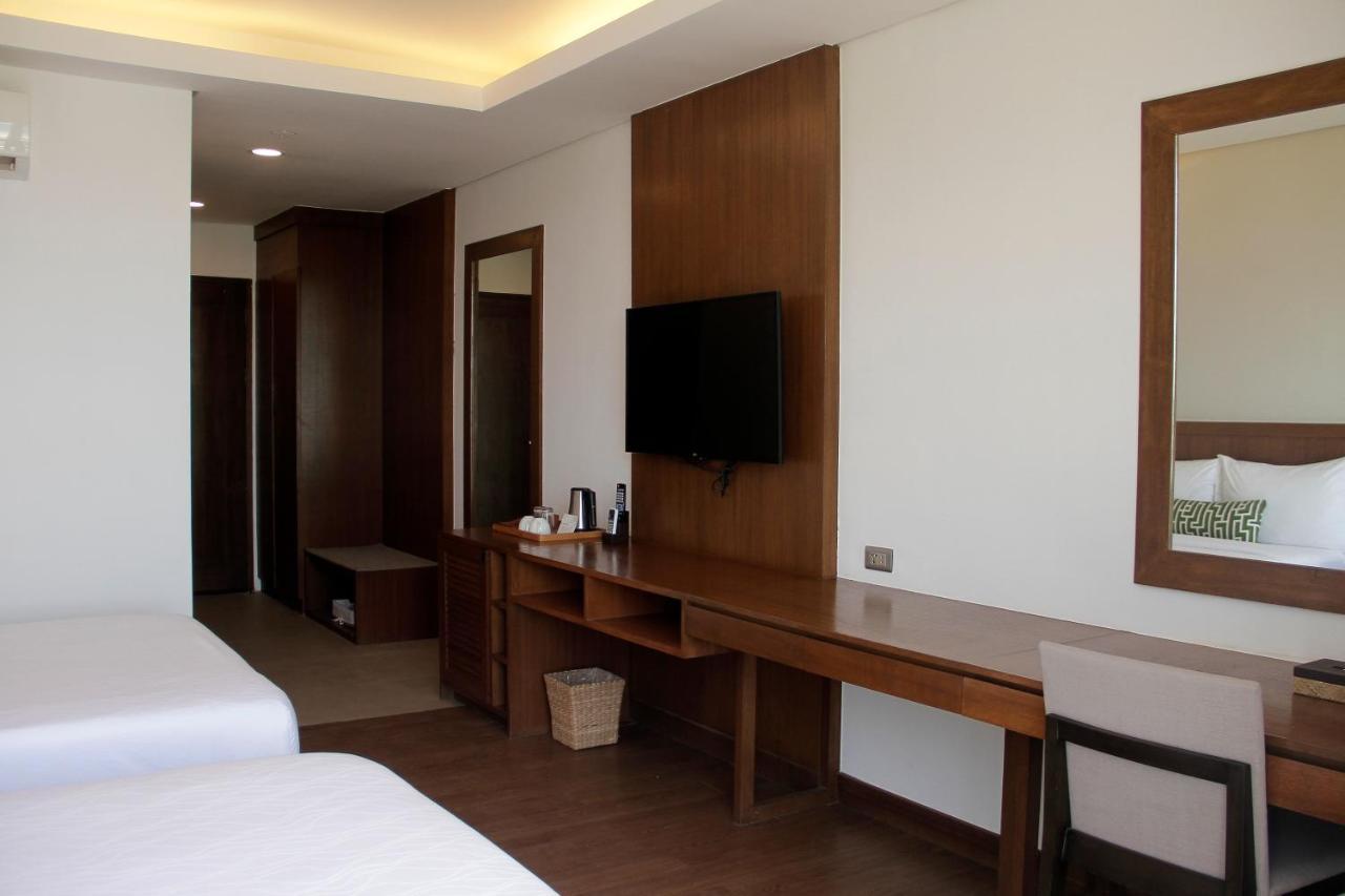 Acea Subic Beach Resort מראה חיצוני תמונה